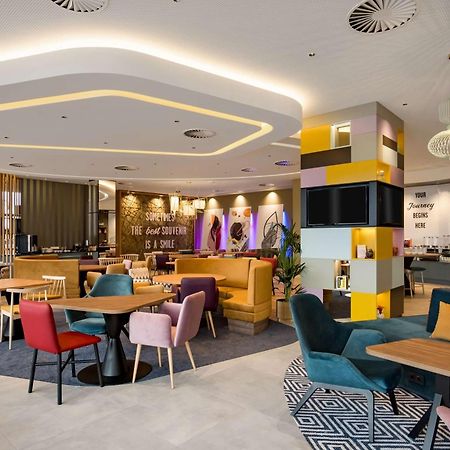 Hampton By Hilton Riga Airport Mārupe Exterior foto